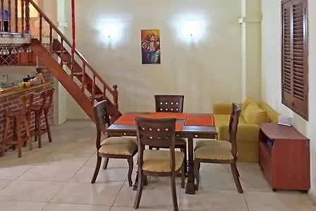 Apartamento En La Ciudad Amurallada Apartamento